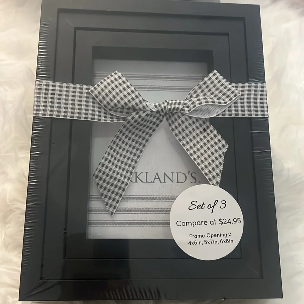Kirklands Photo Frame 4x6, 5x7, 6x8 - Black Wood - Wall Mounted